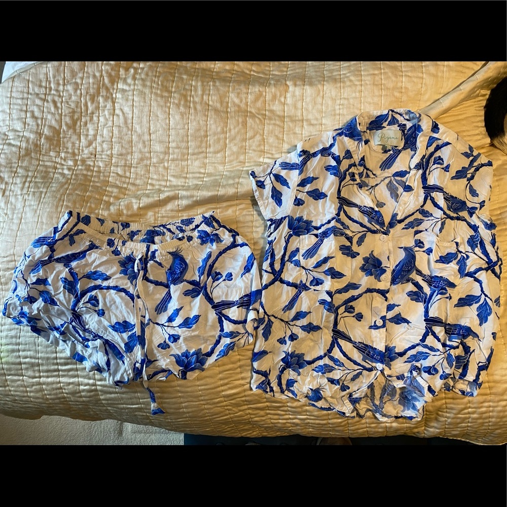 Piyama Blue and White Shorts And Shirt Set